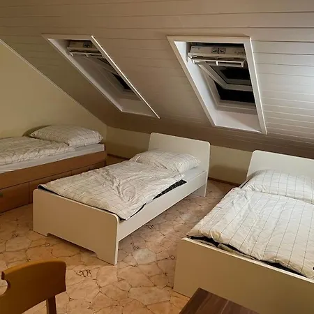 Schones Reihenhaus In *